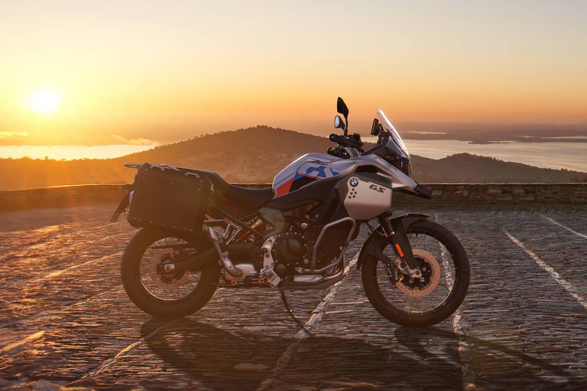 2025 BMW F 900 GS Adventure